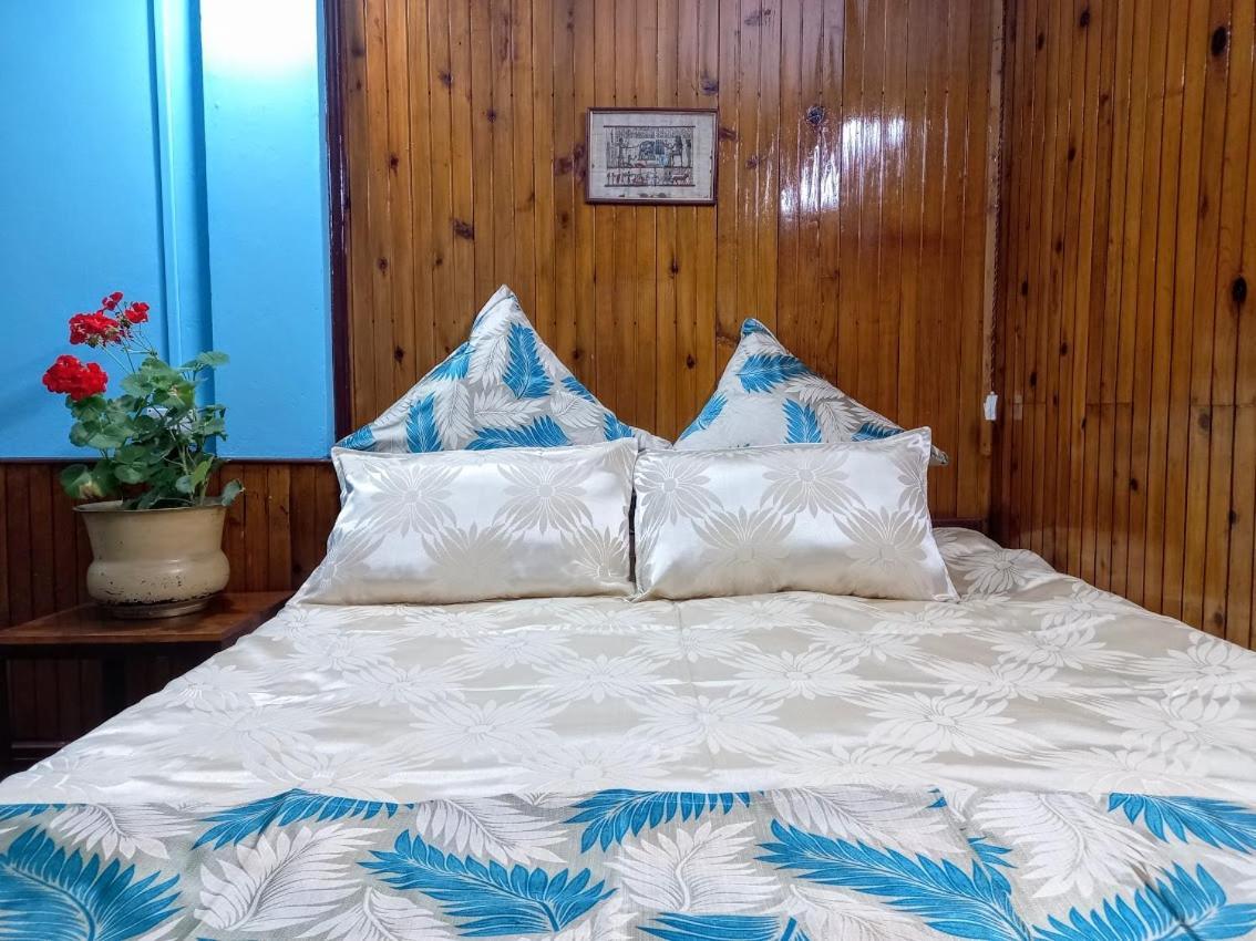 דרג'ילינג West Point Backpackers Hostel מראה חיצוני תמונה