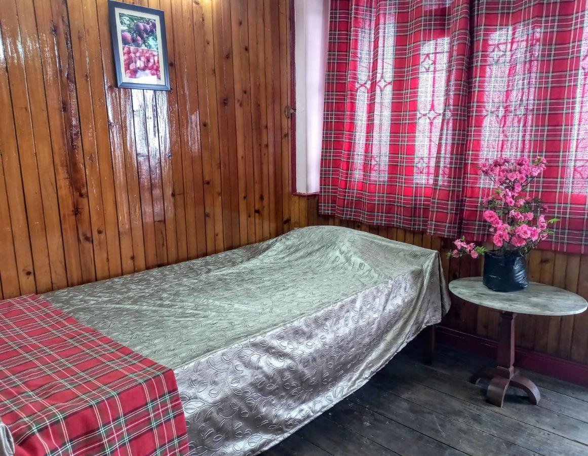 דרג'ילינג West Point Backpackers Hostel מראה חיצוני תמונה