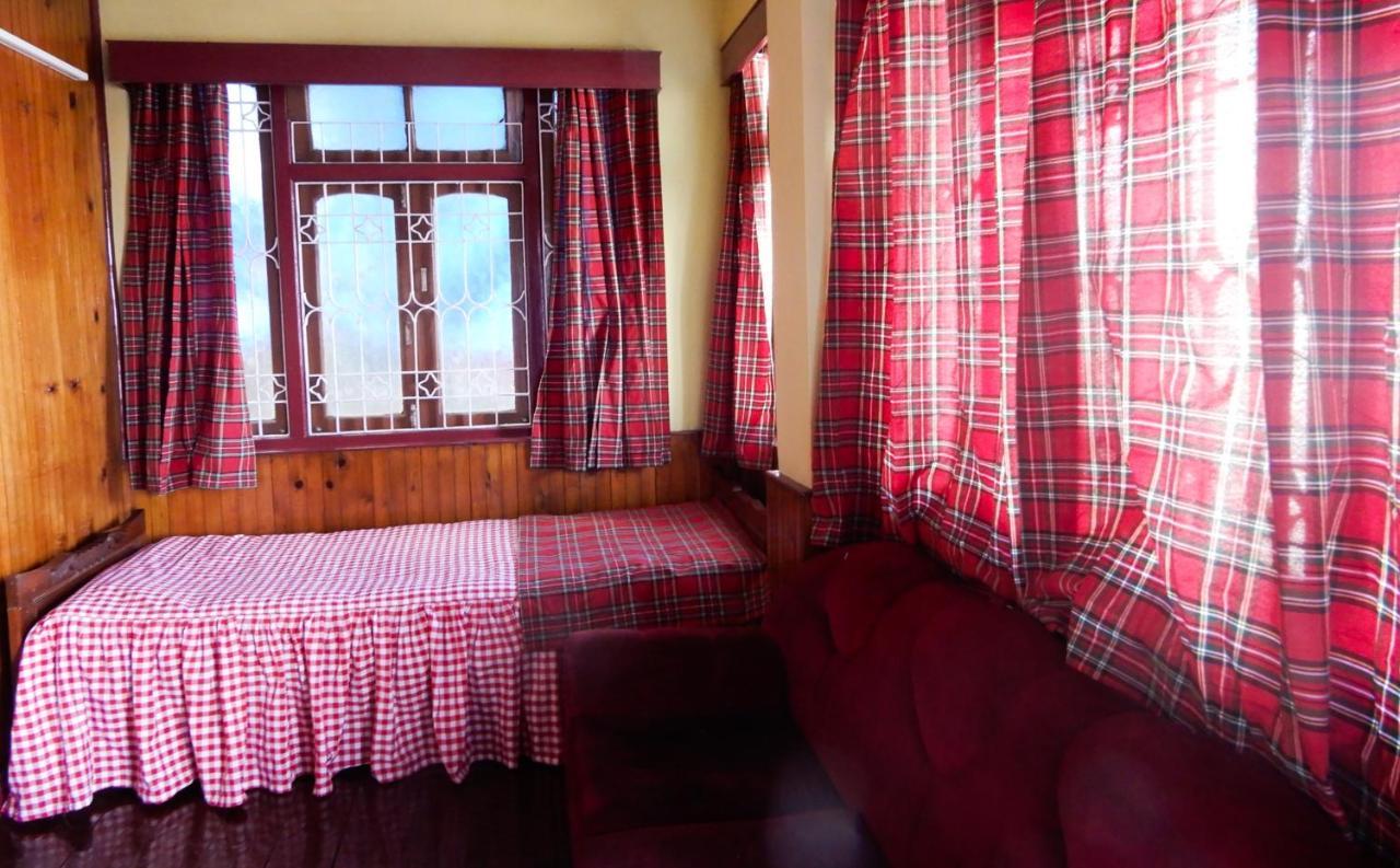 דרג'ילינג West Point Backpackers Hostel מראה חיצוני תמונה