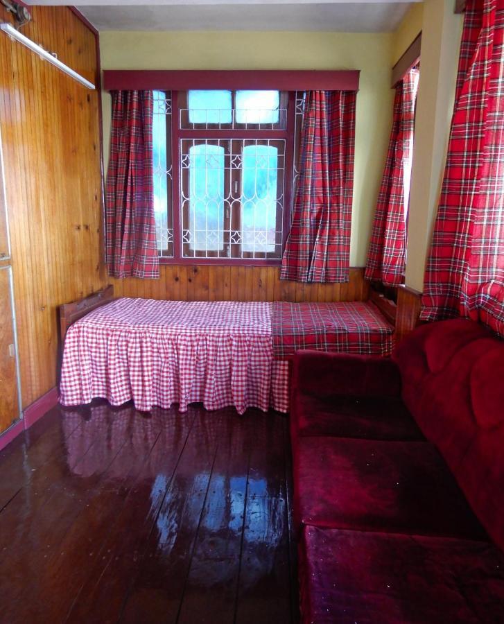 דרג'ילינג West Point Backpackers Hostel מראה חיצוני תמונה